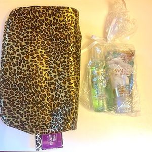BATH AND BODY WORKS: Bundle Mini fragrance travel set with cosmetic bag.